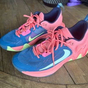 Nike Adults’ Giannis Immortality 2 Basketball Shoes (pink/yellow)